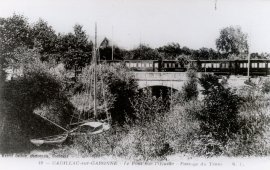 Tramway sur le pont sur l'Euille - JPEG - 207.6 ko - 1024×643 px